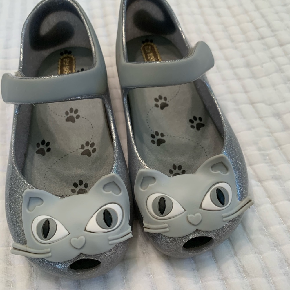 Mini Melissa 🐈 Shoes, metallic silver